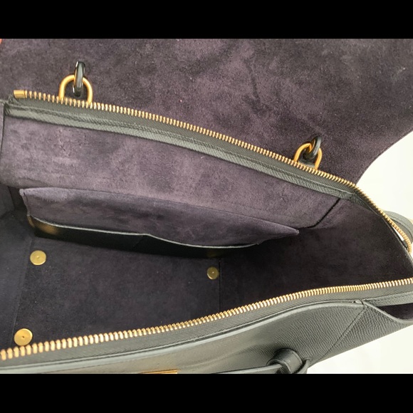 CELINE MINI BELT BAG IN BLACK GRAINED CALFSKIN - Picture 7 of 8